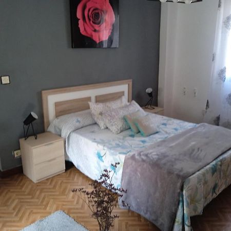 Ferienwohnung Estudio Acogedor Cercano Santander Y Proximo Al Aeropuerto Maliaño Exterior foto