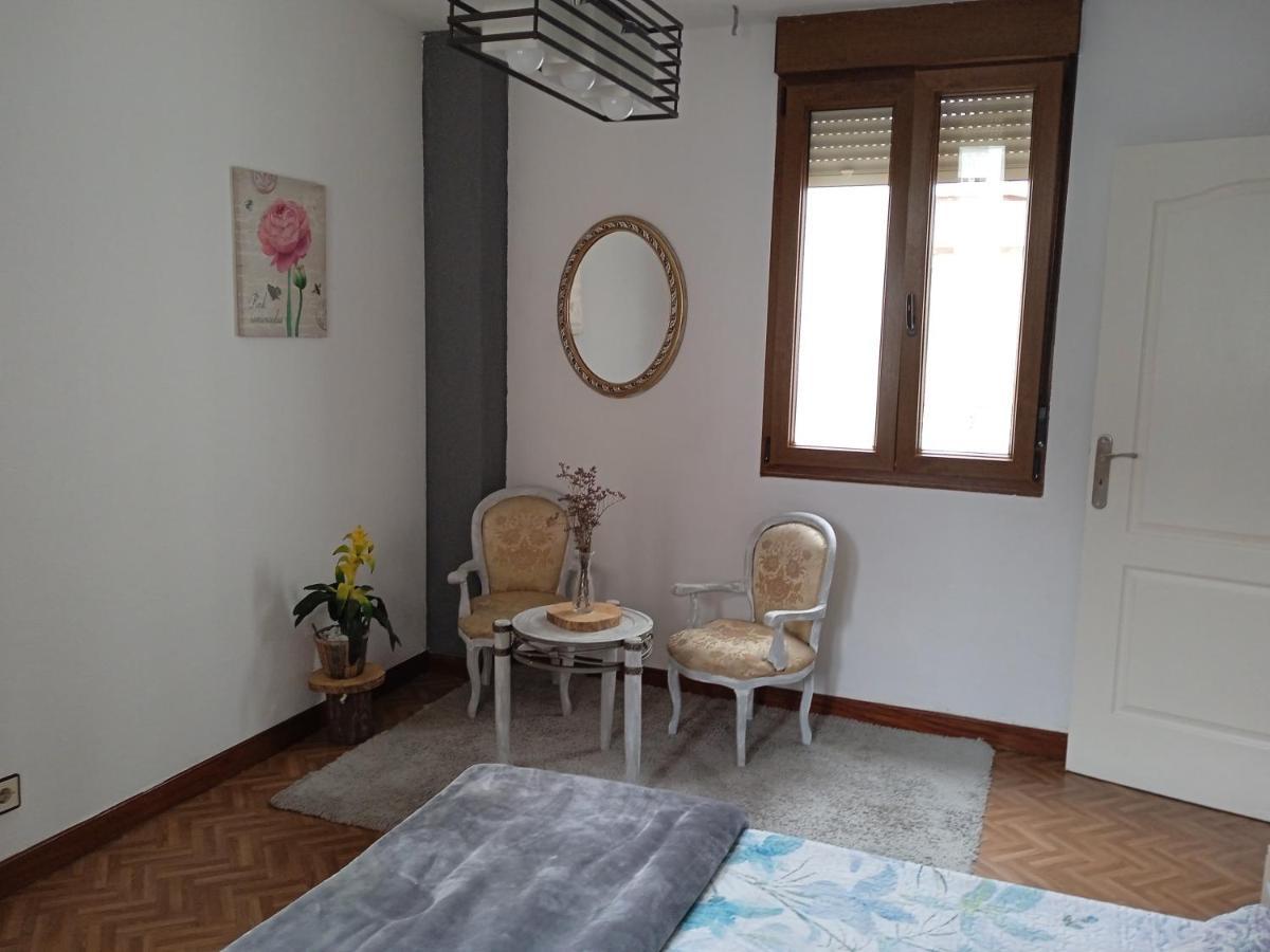 Ferienwohnung Estudio Acogedor Cercano Santander Y Proximo Al Aeropuerto Maliaño Exterior foto