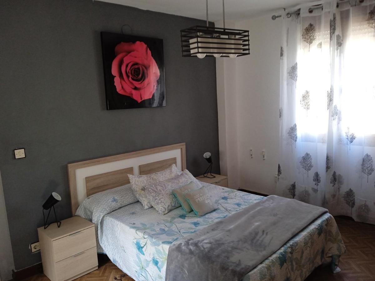 Ferienwohnung Estudio Acogedor Cercano Santander Y Proximo Al Aeropuerto Maliaño Exterior foto